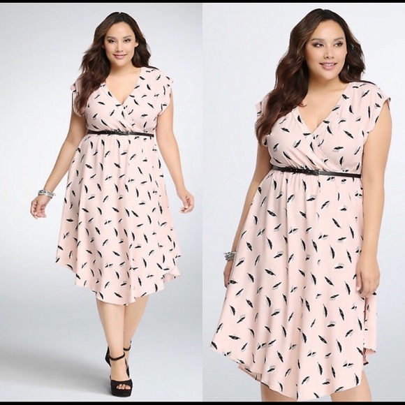 torrid Dresses & Skirts - Torrid Surplice pink dress.
